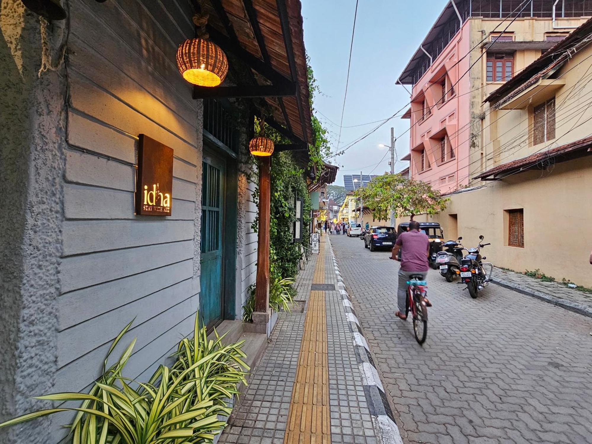 Idha Artists' Gallery - Stay With Art Kochi Exterior photo