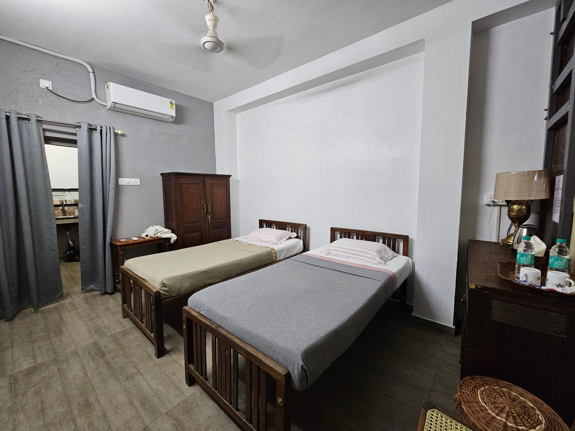 Idha Artists' Gallery - Stay With Art Kochi Exterior photo
