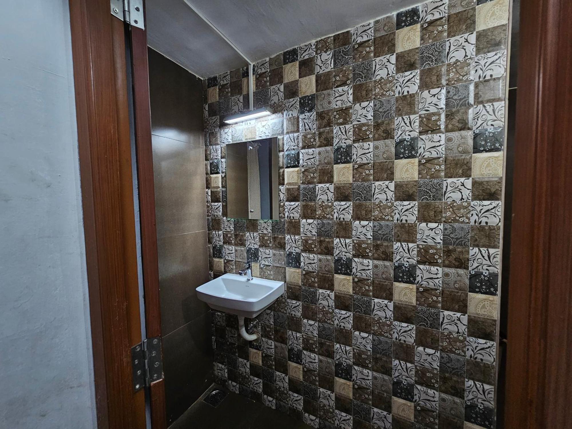 Idha Artists' Gallery - Stay With Art Kochi Exterior photo