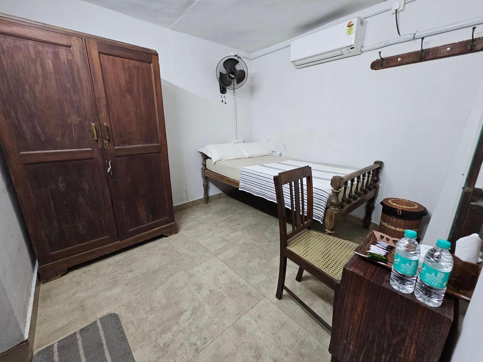 Idha Artists' Gallery - Stay With Art Kochi Exterior photo